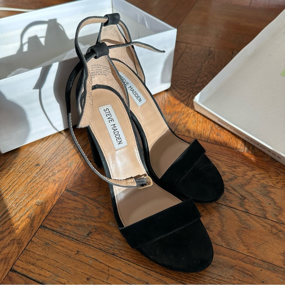 Steve Madden Carrson Black Sued Heels